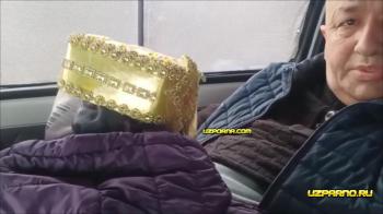 Зрелый мужик записывает минет в машине с разговорами на узбекском языке